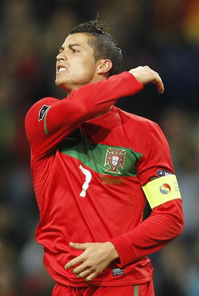 锯逼迫昆拉 锯逼迫昆拉