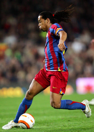 围绕罗斯构 围绕罗斯构