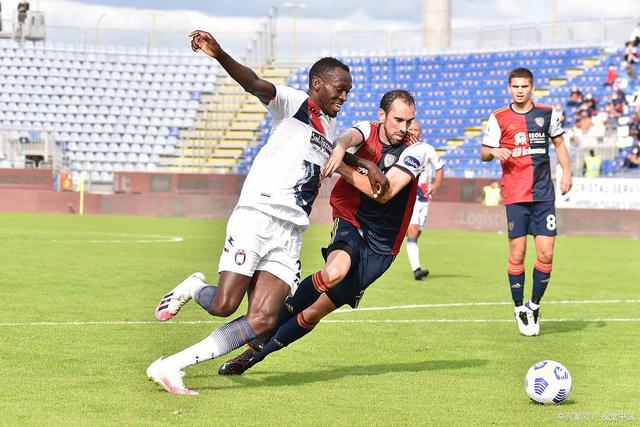 两队之间的 两队之间的