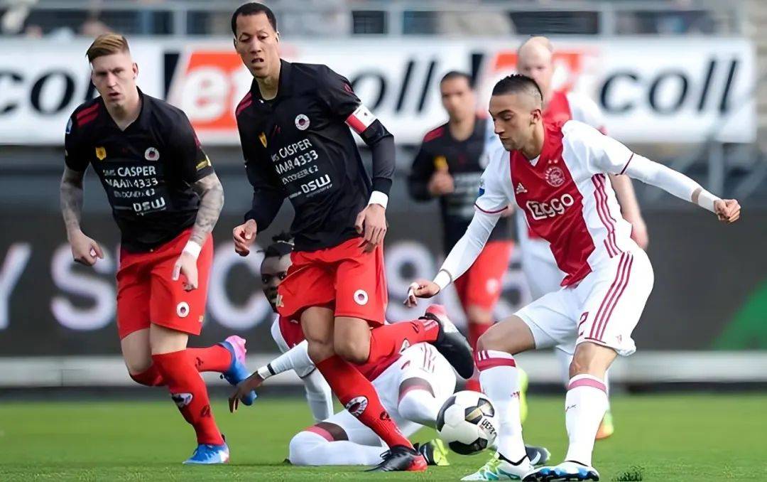 主要归功于 主要归功于