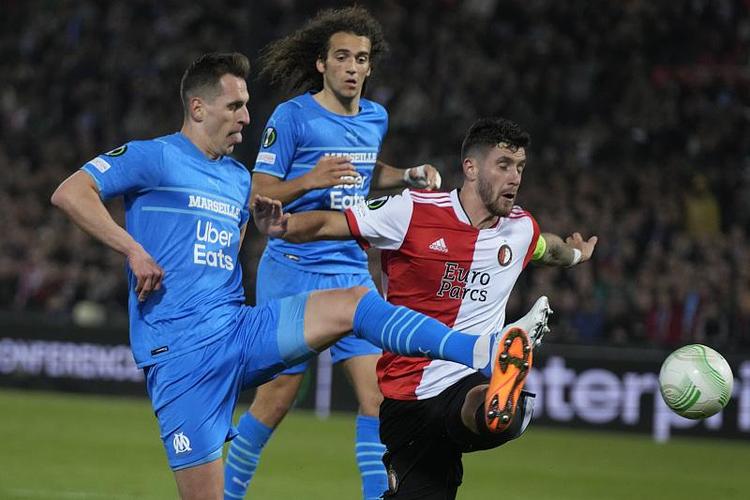 外线球员遵 外线球员遵